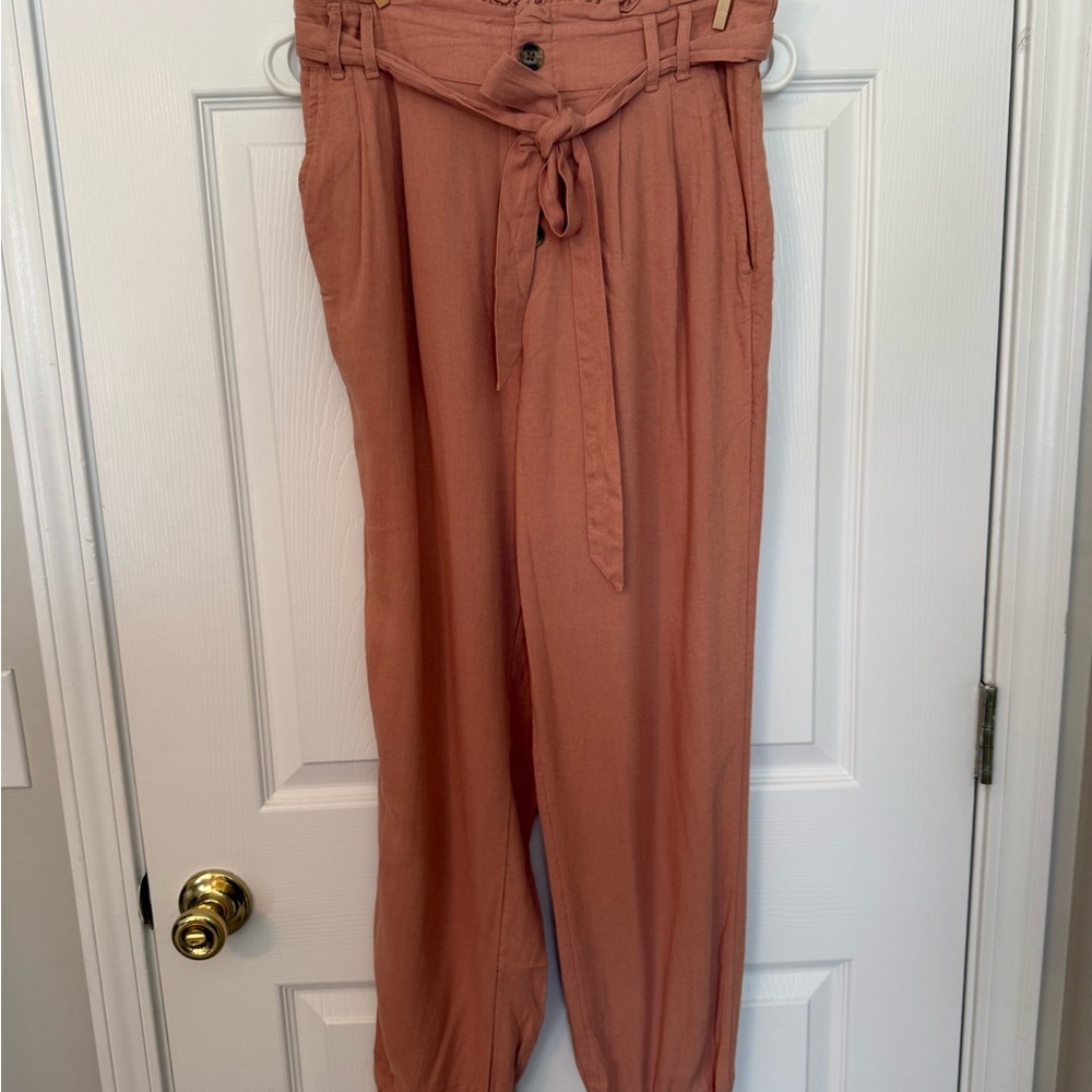 American Eagle Linen Blend Tie-Waist Pants in Ponk